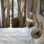 Victoria Poshtel Bukurešť