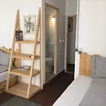 Hostel Victoria Poshtel Boekarest