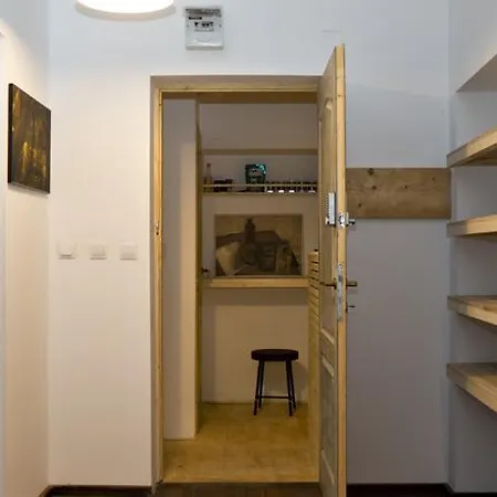 Hostel Victoria Poshtel *