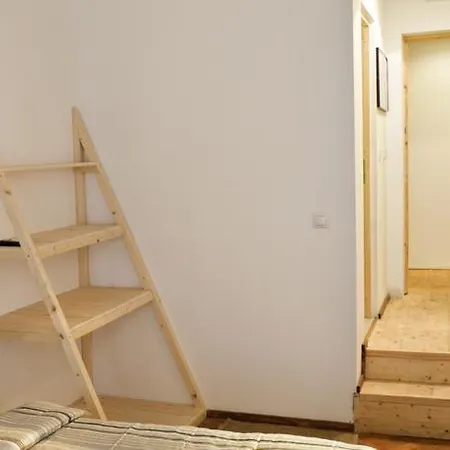 Victoria Poshtel Hostel Bukurešť