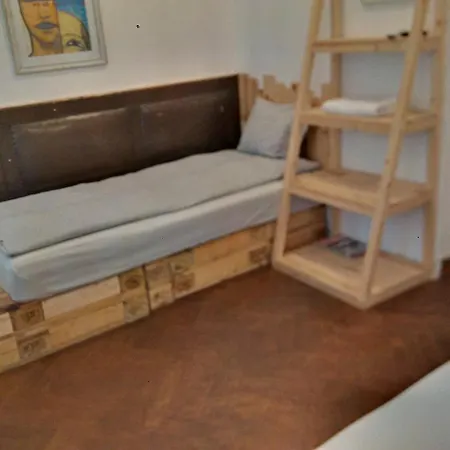 ホステル Victoria Poshtel *