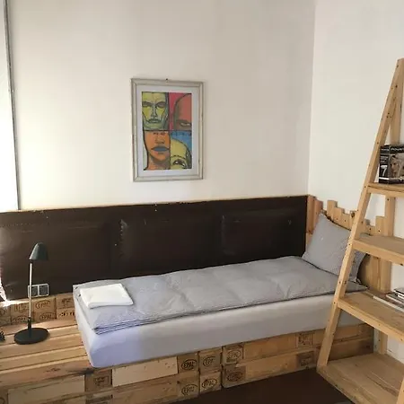 Victoria Poshtel ブカレスト