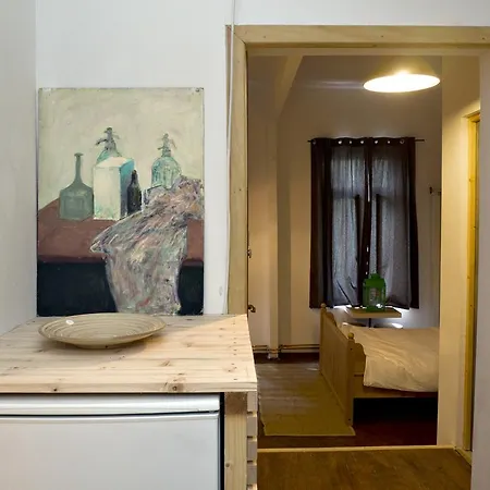بيت شباب Victoria Poshtel *