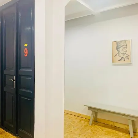 بيت شباب Victoria Poshtel *