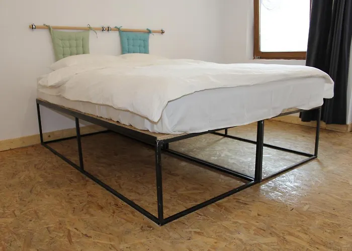 Victoria Poshtel * Bukurešť