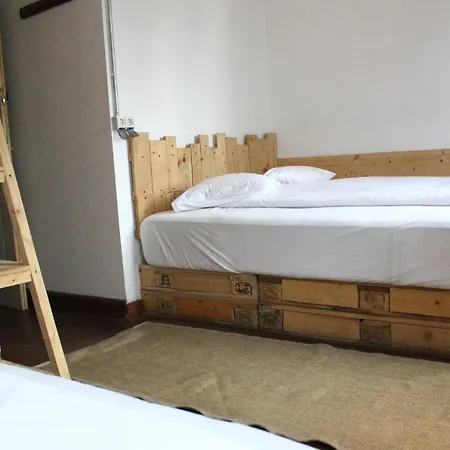 Victoria Poshtel Bukareszt